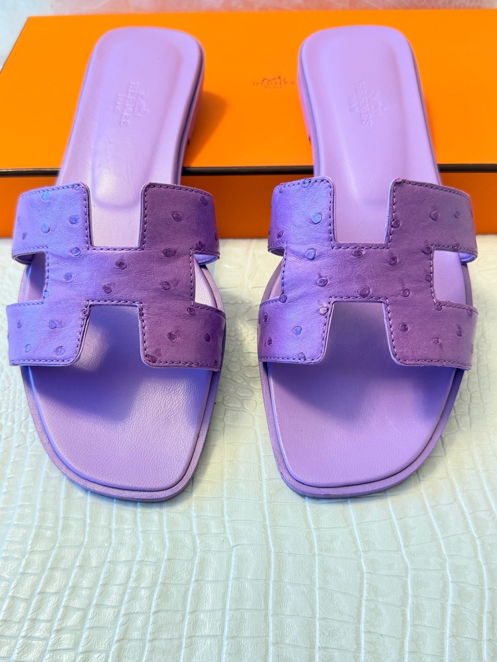 Hermes Oran sandals slides slippers lavender ostrich leather Size 39,5 ( 9,5) - Picture 14 of 16